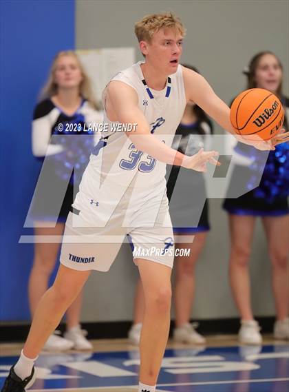 Thumbnail 1 in Denver Christian vs. Belleview Christian photogallery.