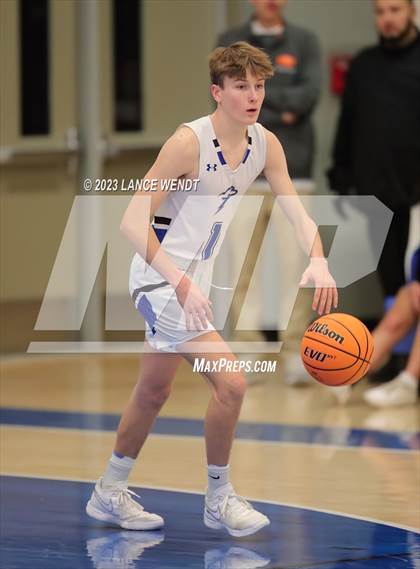 Thumbnail 2 in Denver Christian vs. Belleview Christian photogallery.