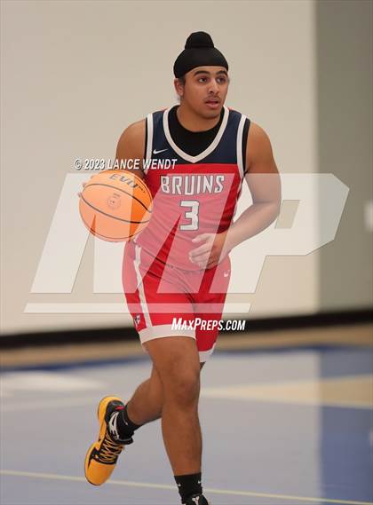 Thumbnail 2 in Denver Christian vs. Belleview Christian photogallery.