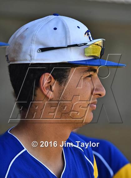 Thumbnail 2 in Brock vs Scurry Rosser (UIL 3A Bi-District Playoff) photogallery.