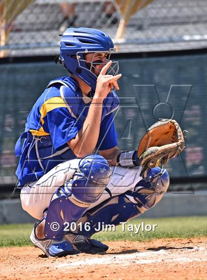 Thumbnail 2 in Brock vs Scurry Rosser (UIL 3A Bi-District Playoff) photogallery.