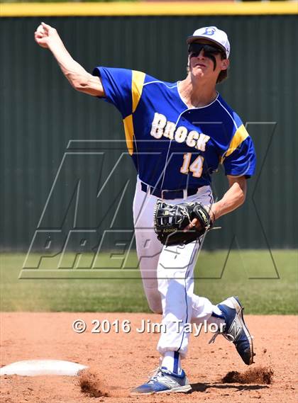 Thumbnail 2 in Brock vs Scurry Rosser (UIL 3A Bi-District Playoff) photogallery.