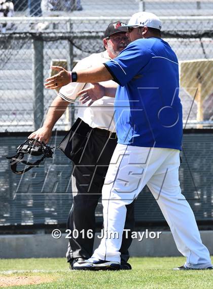 Thumbnail 3 in Brock vs Scurry Rosser (UIL 3A Bi-District Playoff) photogallery.