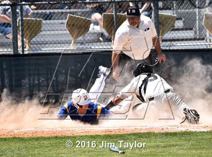 Thumbnail 1 in Brock vs Scurry Rosser (UIL 3A Bi-District Playoff) photogallery.