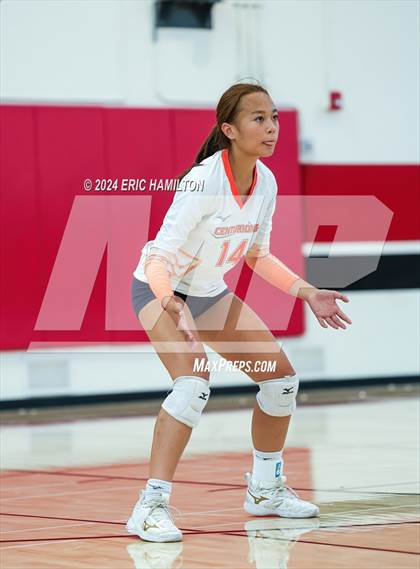 Thumbnail 2 in Harvard-Westlake vs. Cypress (Tae Kim Lakewood/Molten Classic) photogallery.