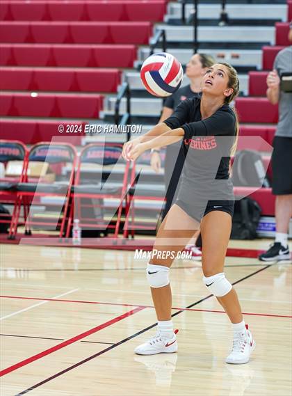 Thumbnail 2 in Harvard-Westlake vs. Cypress (Tae Kim Lakewood/Molten Classic) photogallery.