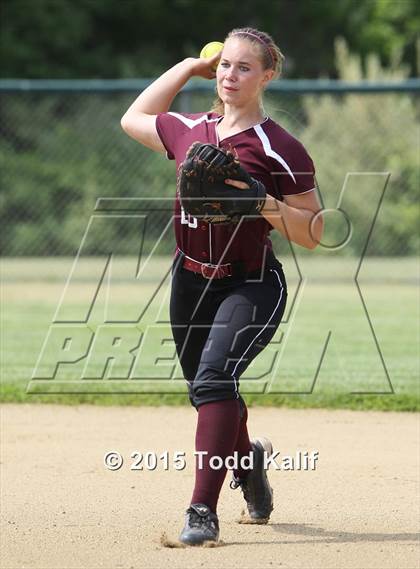 Thumbnail 3 in Stonington vs Wheeler (ECC Quarterfinal) photogallery.