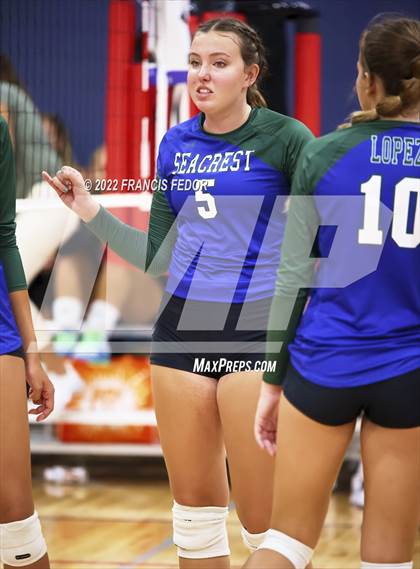 Thumbnail 2 in Seacrest Country Day vs Gulf Breeze (Nike Tournament of Champions)  photogallery.