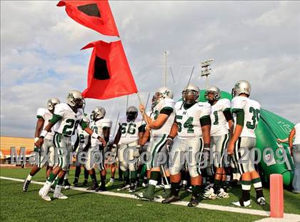 Thumbnail 1 in Ball vs. Hightower (Texas Bi-District Playoffs) photogallery.