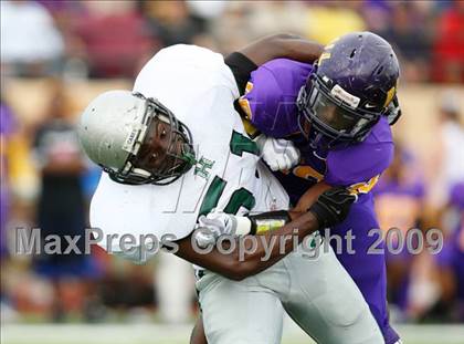 Thumbnail 1 in Ball vs. Hightower (Texas Bi-District Playoffs) photogallery.