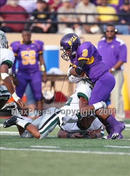 Thumbnail 3 in Ball vs. Hightower (Texas Bi-District Playoffs) photogallery.