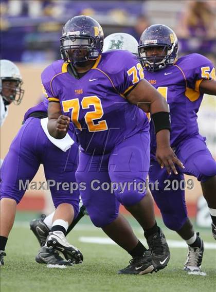 Thumbnail 2 in Ball vs. Hightower (Texas Bi-District Playoffs) photogallery.