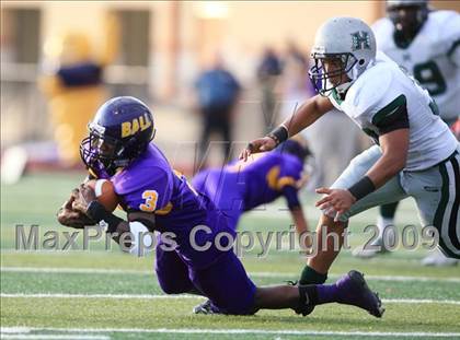 Thumbnail 3 in Ball vs. Hightower (Texas Bi-District Playoffs) photogallery.