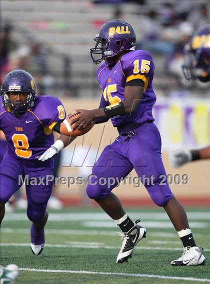 Thumbnail 1 in Ball vs. Hightower (Texas Bi-District Playoffs) photogallery.