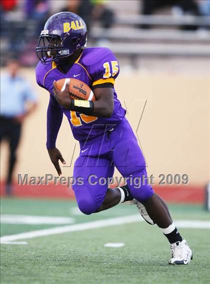 Thumbnail 1 in Ball vs. Hightower (Texas Bi-District Playoffs) photogallery.