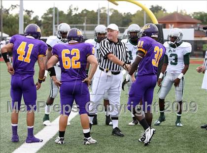 Thumbnail 1 in Ball vs. Hightower (Texas Bi-District Playoffs) photogallery.