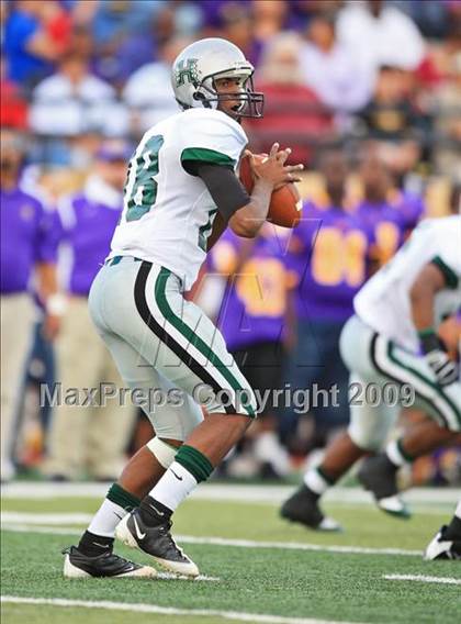 Thumbnail 1 in Ball vs. Hightower (Texas Bi-District Playoffs) photogallery.