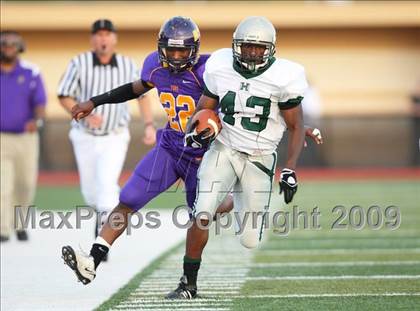 Thumbnail 2 in Ball vs. Hightower (Texas Bi-District Playoffs) photogallery.