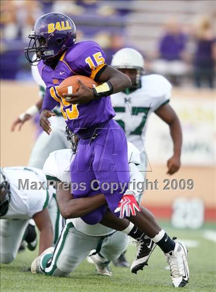 Thumbnail 1 in Ball vs. Hightower (Texas Bi-District Playoffs) photogallery.