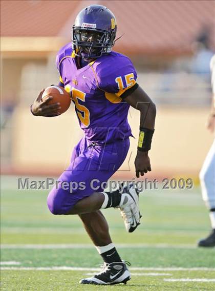 Thumbnail 1 in Ball vs. Hightower (Texas Bi-District Playoffs) photogallery.