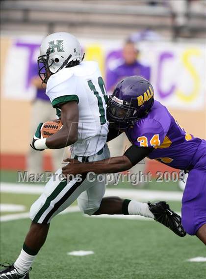 Thumbnail 2 in Ball vs. Hightower (Texas Bi-District Playoffs) photogallery.