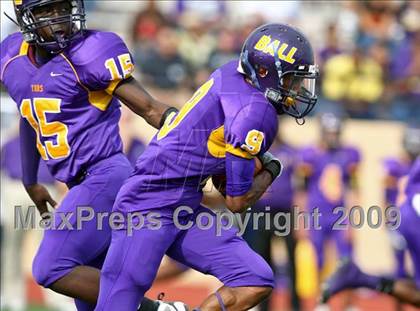 Thumbnail 2 in Ball vs. Hightower (Texas Bi-District Playoffs) photogallery.