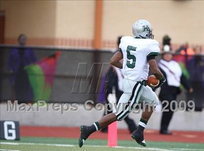 Thumbnail 2 in Ball vs. Hightower (Texas Bi-District Playoffs) photogallery.