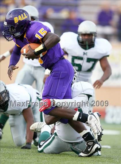 Thumbnail 2 in Ball vs. Hightower (Texas Bi-District Playoffs) photogallery.