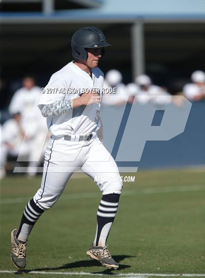 Thumbnail 3 in Concordia Lutheran vs. Bryan photogallery.