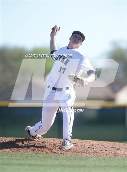 Thumbnail 3 in Concordia Lutheran vs. Bryan photogallery.