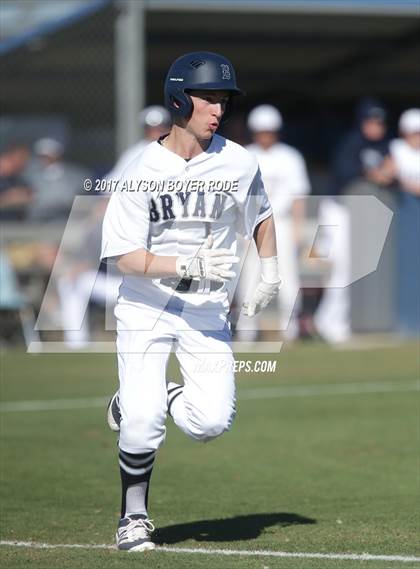 Thumbnail 2 in Concordia Lutheran vs. Bryan photogallery.