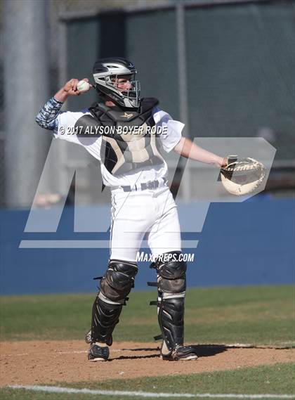 Thumbnail 1 in Concordia Lutheran vs. Bryan photogallery.
