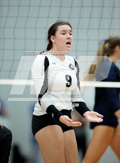 Thumbnail 3 in Guyer vs. Highland Park (UIL 6A Regional Quarterfinals) photogallery.