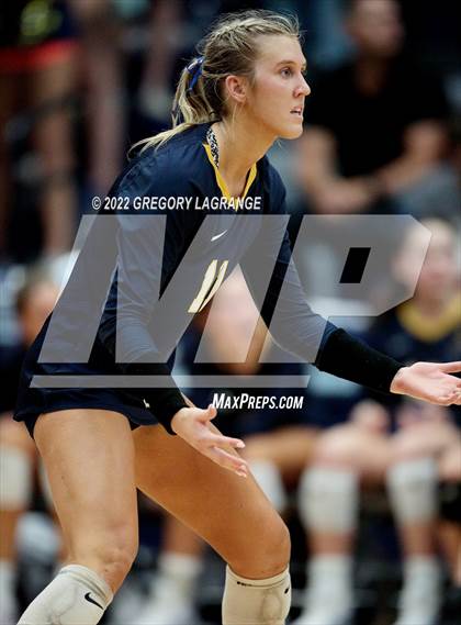 Thumbnail 3 in Guyer vs. Highland Park (UIL 6A Regional Quarterfinals) photogallery.