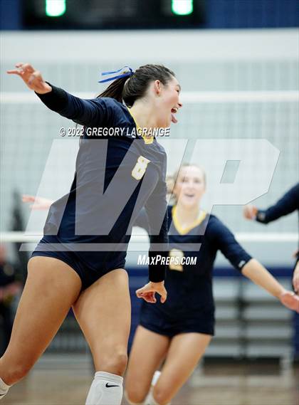 Thumbnail 1 in Guyer vs. Highland Park (UIL 6A Regional Quarterfinals) photogallery.