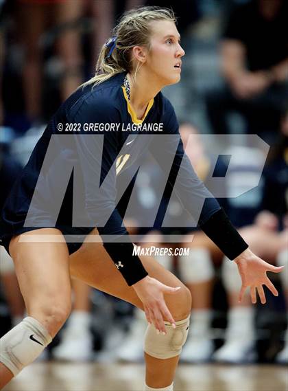 Thumbnail 1 in Guyer vs. Highland Park (UIL 6A Regional Quarterfinals) photogallery.
