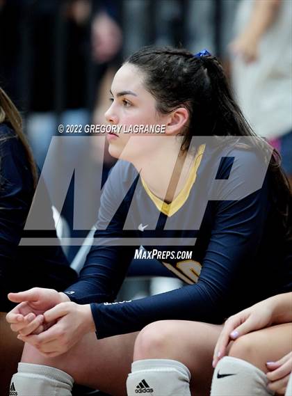Thumbnail 3 in Guyer vs. Highland Park (UIL 6A Regional Quarterfinals) photogallery.