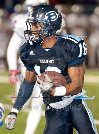 Thumbnail 3 in Bellarmine vs. St. Ignatius (CIF CCS Open Division Final) photogallery.