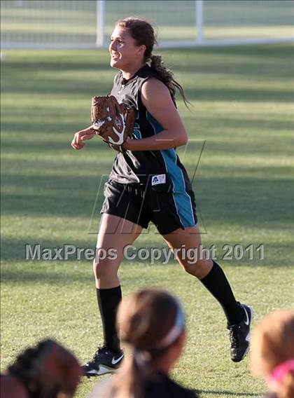 Thumbnail 2 in Santiago vs. Canyon (CIF SS D1 Final) photogallery.