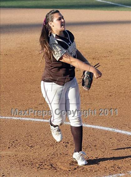Thumbnail 3 in Santiago vs. Canyon (CIF SS D1 Final) photogallery.