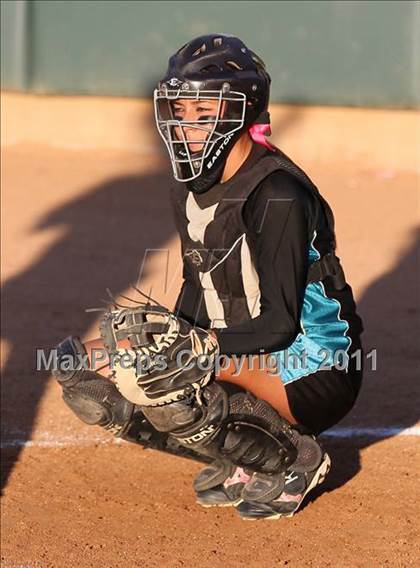 Thumbnail 2 in Santiago vs. Canyon (CIF SS D1 Final) photogallery.