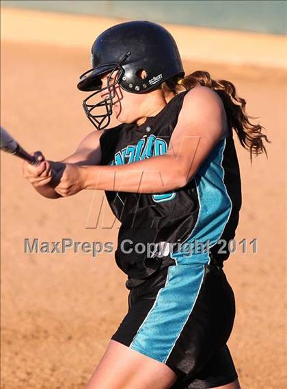 Thumbnail 2 in Santiago vs. Canyon (CIF SS D1 Final) photogallery.