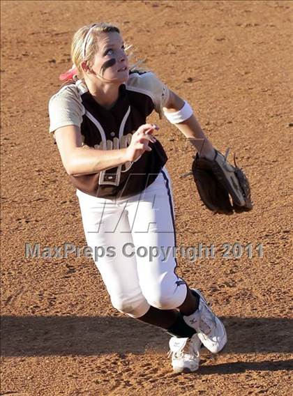 Thumbnail 3 in Santiago vs. Canyon (CIF SS D1 Final) photogallery.
