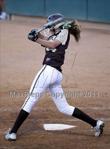Thumbnail 1 in Santiago vs. Canyon (CIF SS D1 Final) photogallery.