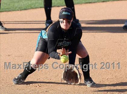 Thumbnail 2 in Santiago vs. Canyon (CIF SS D1 Final) photogallery.