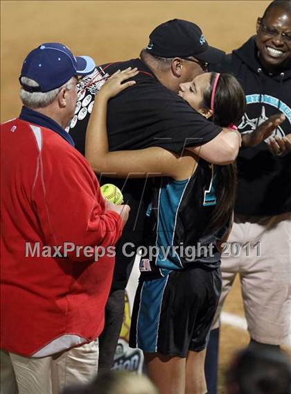 Thumbnail 2 in Santiago vs. Canyon (CIF SS D1 Final) photogallery.