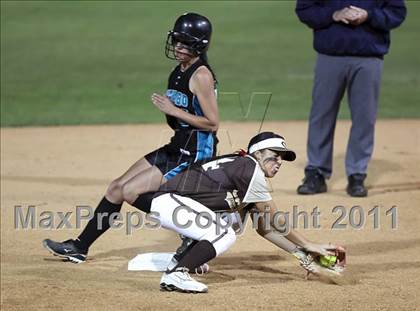 Thumbnail 3 in Santiago vs. Canyon (CIF SS D1 Final) photogallery.