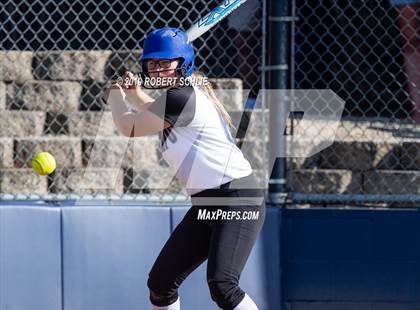Thumbnail 1 in Del Campo @ Oak Ridge photogallery.