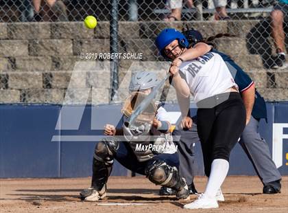 Thumbnail 3 in Del Campo @ Oak Ridge photogallery.