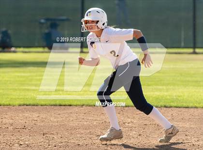 Thumbnail 2 in Del Campo @ Oak Ridge photogallery.